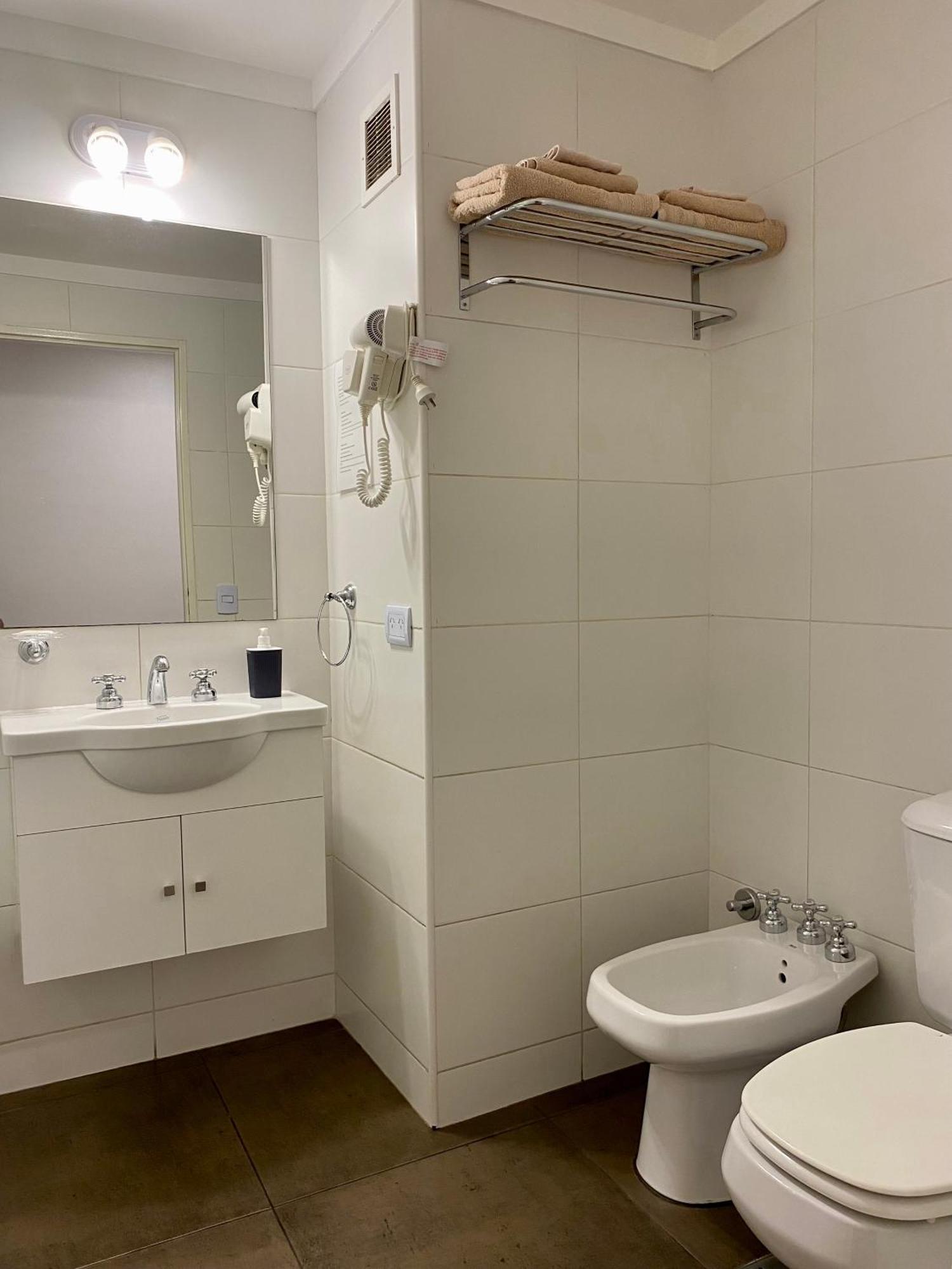 Apartamento Centrico Y Moderno Con Balcon, Piscina, Gimnasio Y Laundry ブエノスアイレス エクステリア 写真