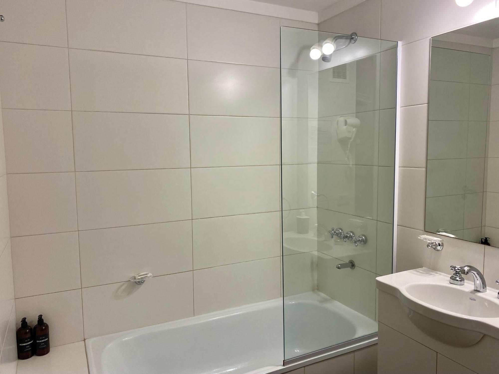 Apartamento Centrico Y Moderno Con Balcon, Piscina, Gimnasio Y Laundry ブエノスアイレス エクステリア 写真